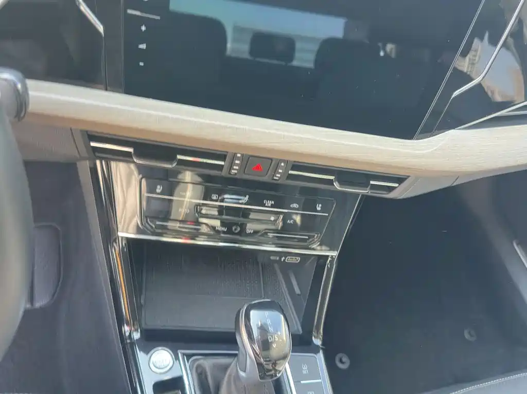Volkswagen Passat — миниатюра 8