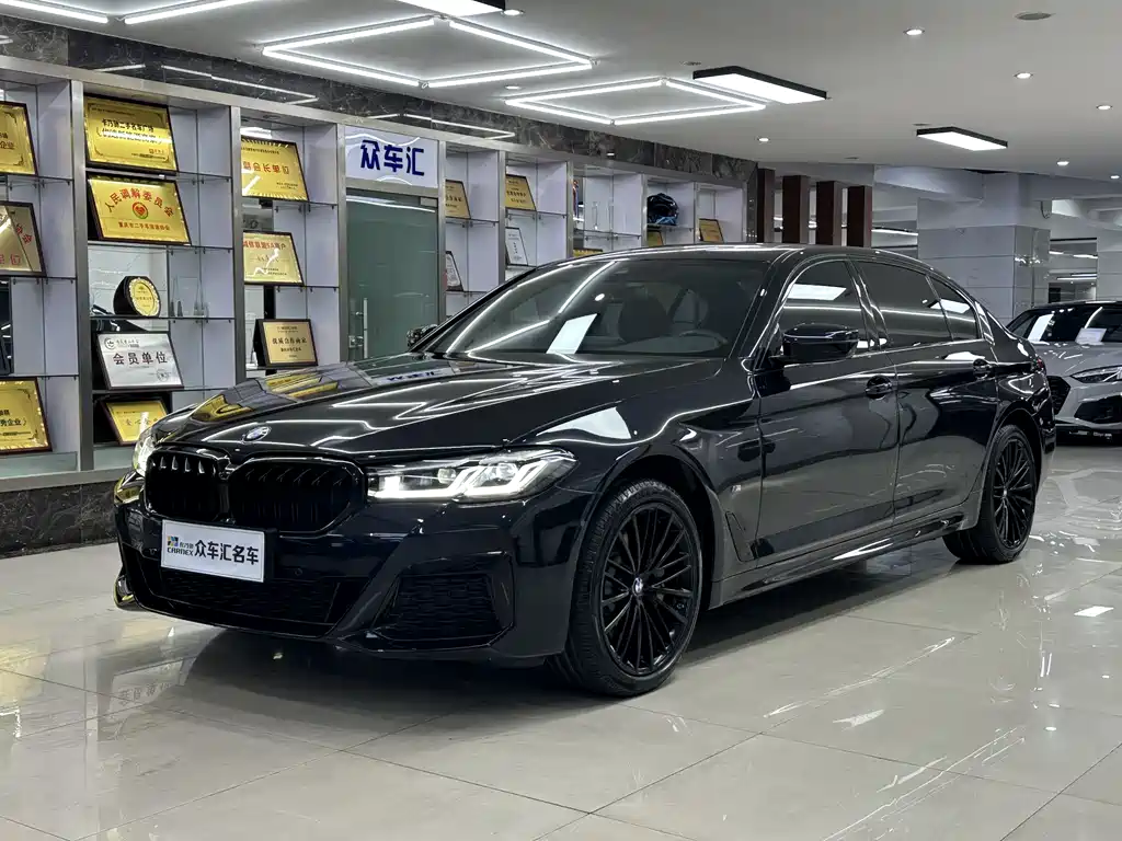 BMW 5 Series 2023
