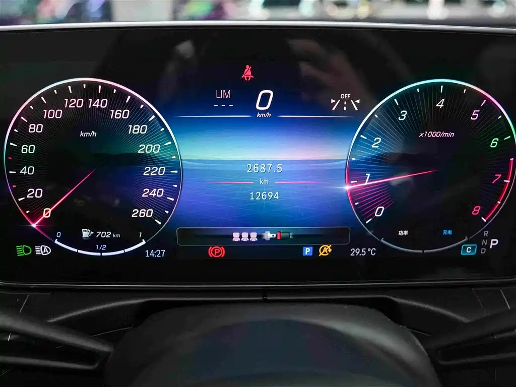 Mercedes-Benz C-Class — миниатюра 7