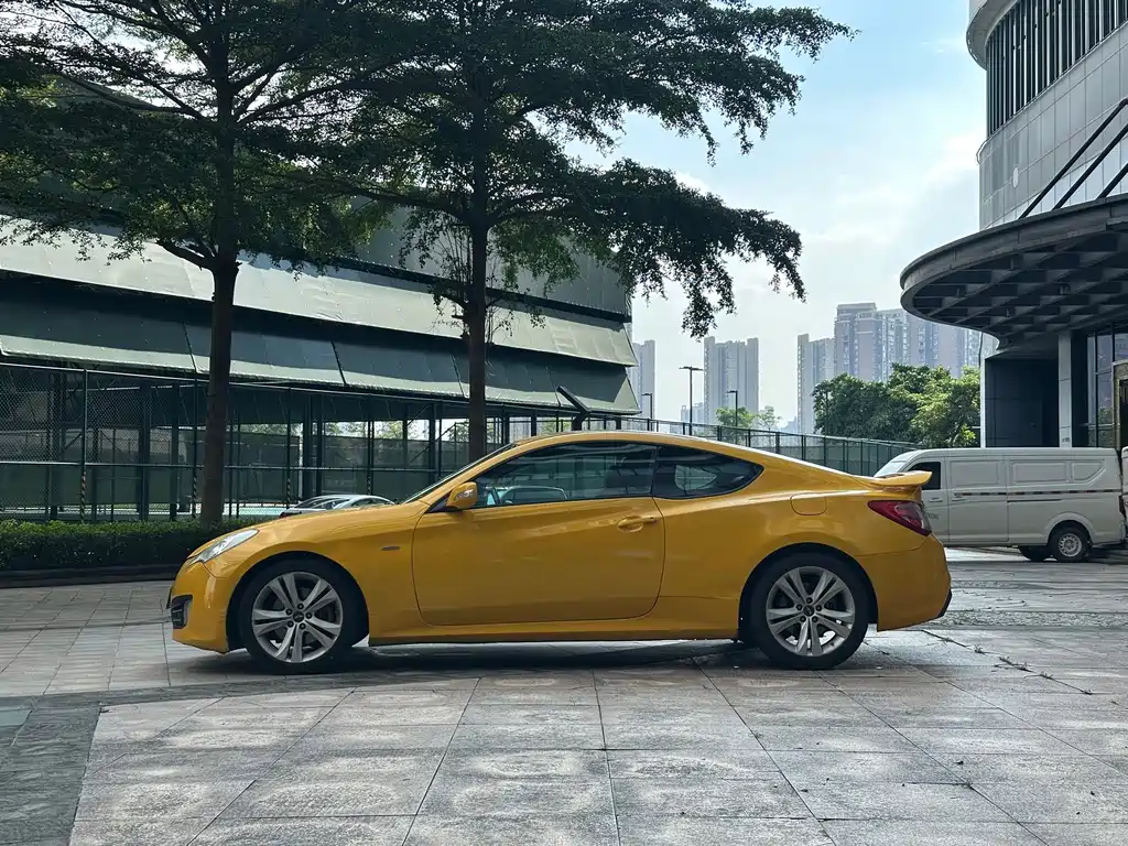 Hyundai Genesis Coupe — миниатюра 6