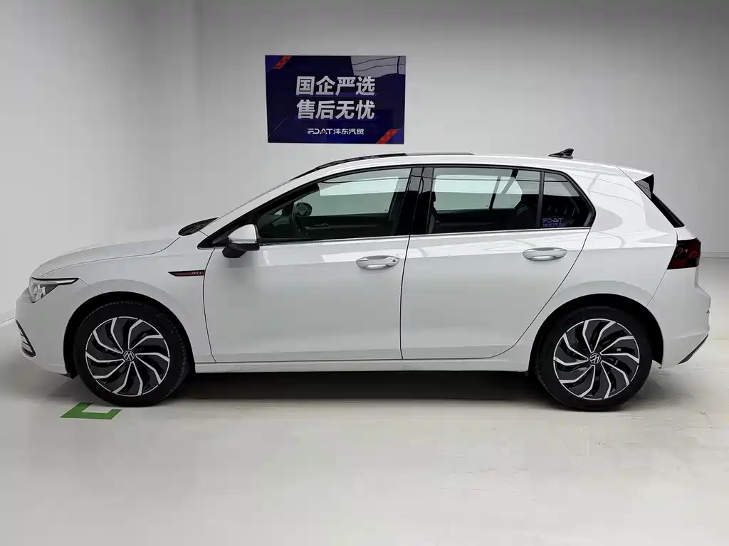Volkswagen Golf — миниатюра 9