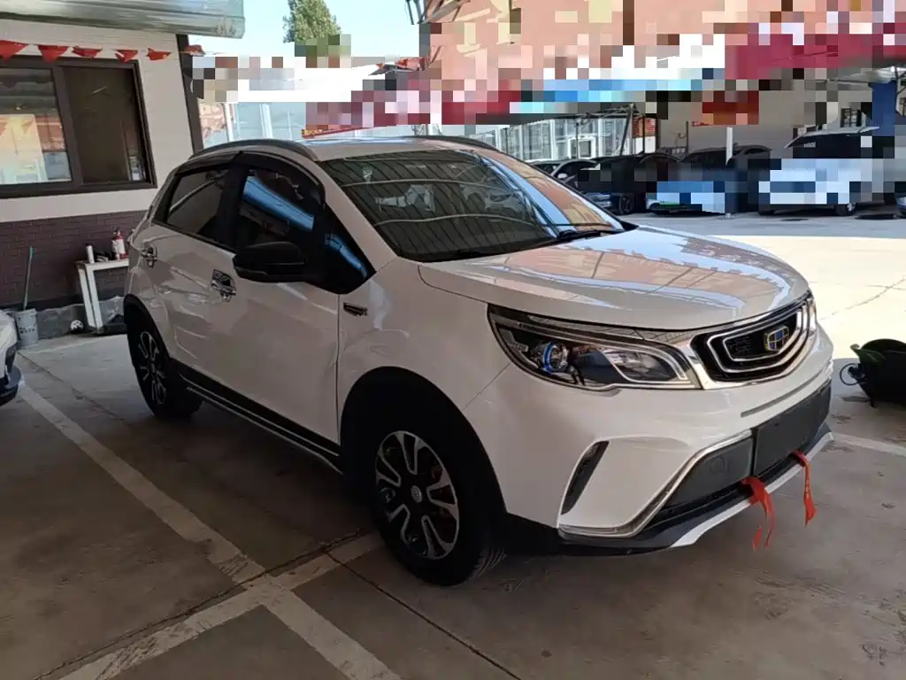 Geely Vision X3 — миниатюра 4