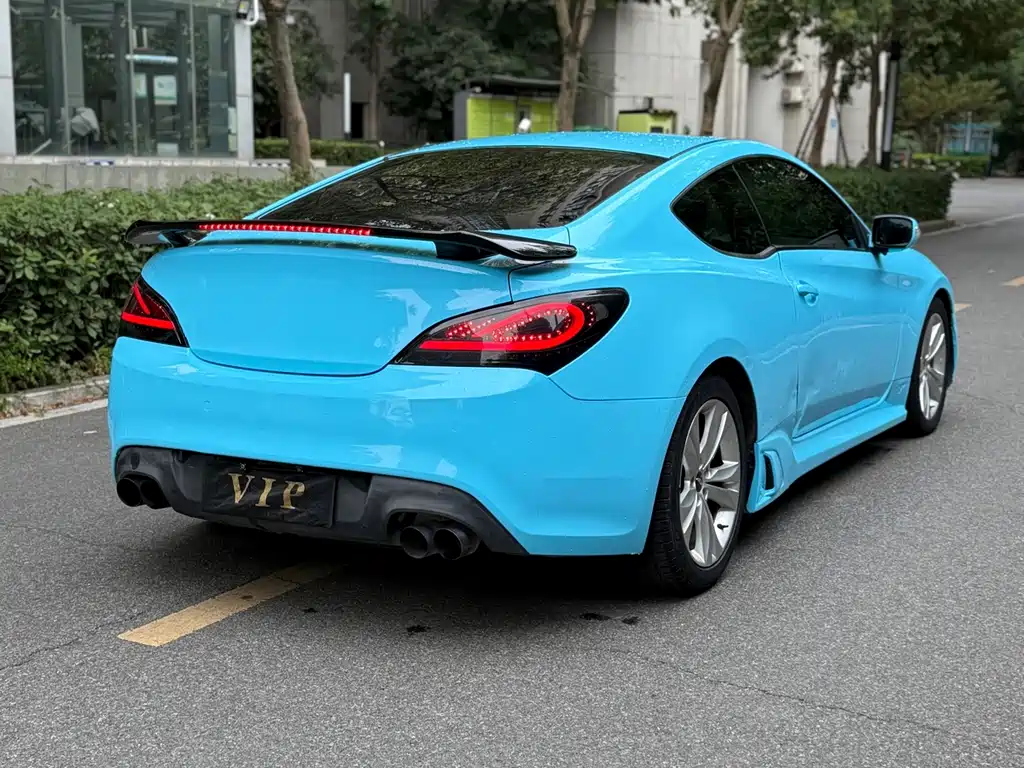 Hyundai Genesis Coupe — миниатюра 9