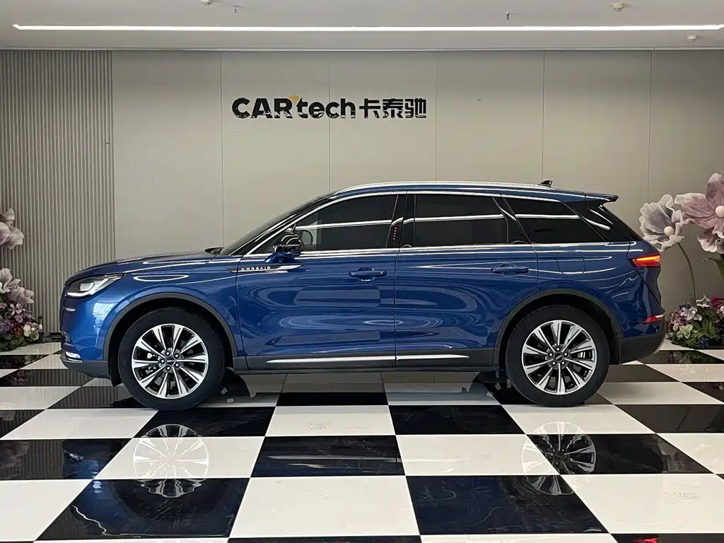 Lincoln Corsair — миниатюра 8