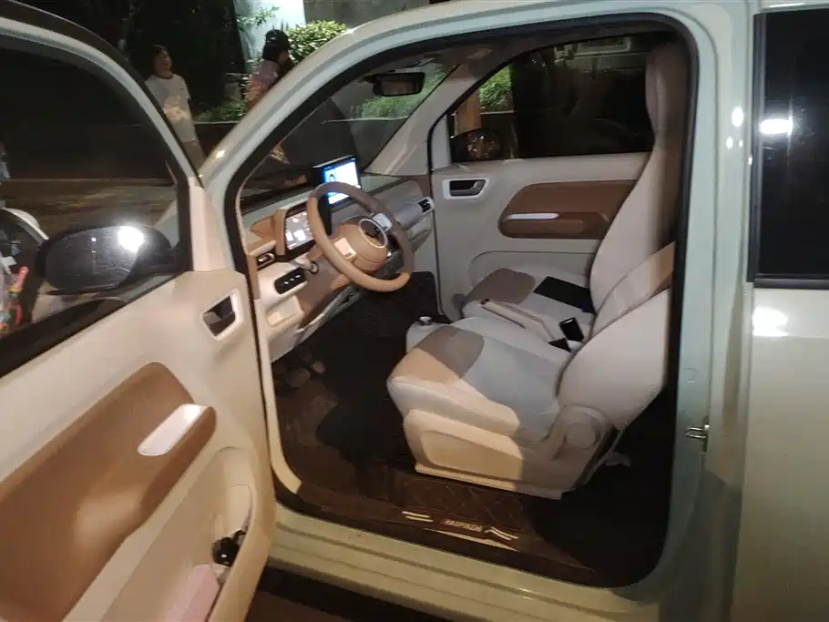 Wuling Mini EV MINIEV 2024 215km