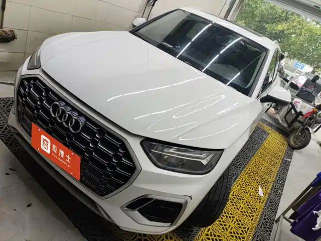 AUDI  Q5L 2022
