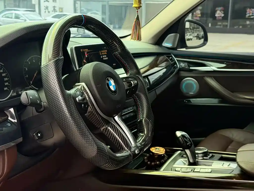 BMW X5 (Import) — миниатюра 5