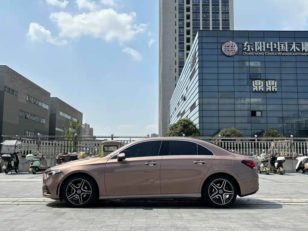 Mercedes-Benz A-Class — миниатюра 13