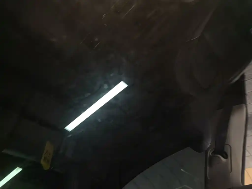 Tesla Model Y — миниатюра 18