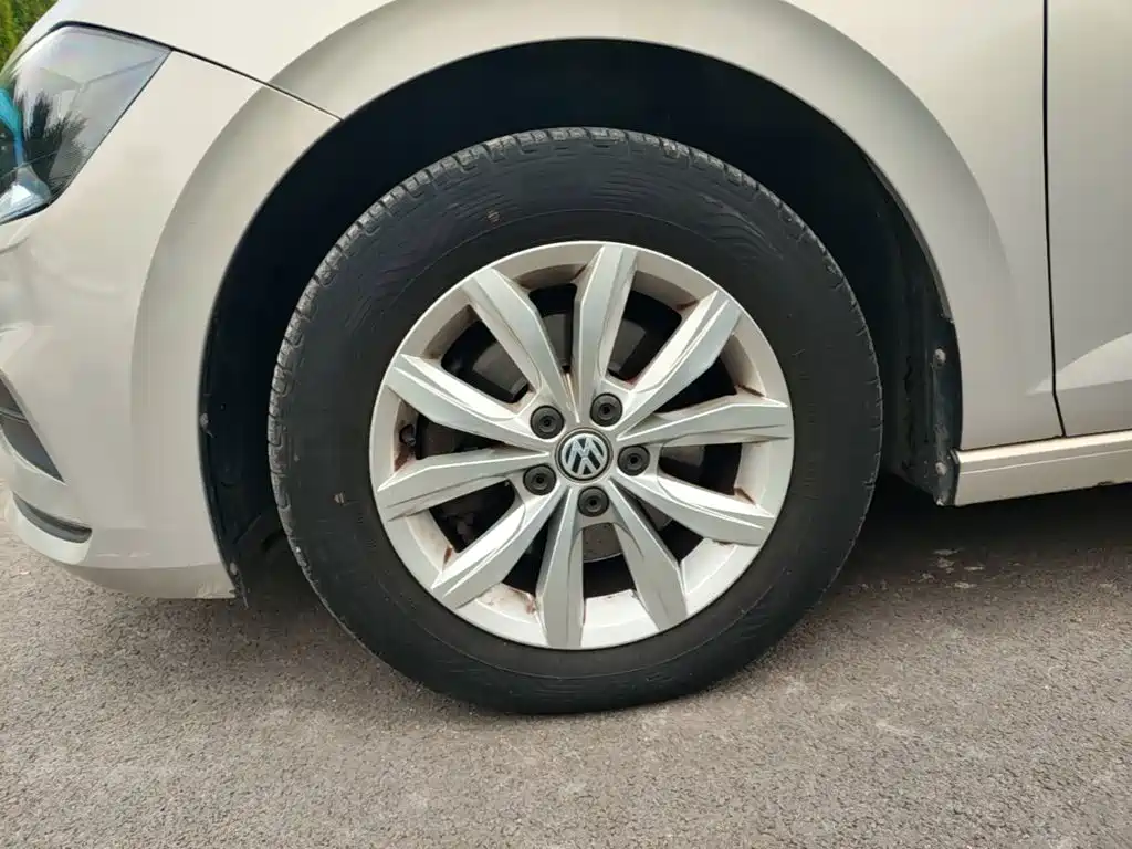 Volkswagen Polo — миниатюра 23