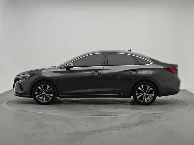Changan Eado — миниатюра 3
