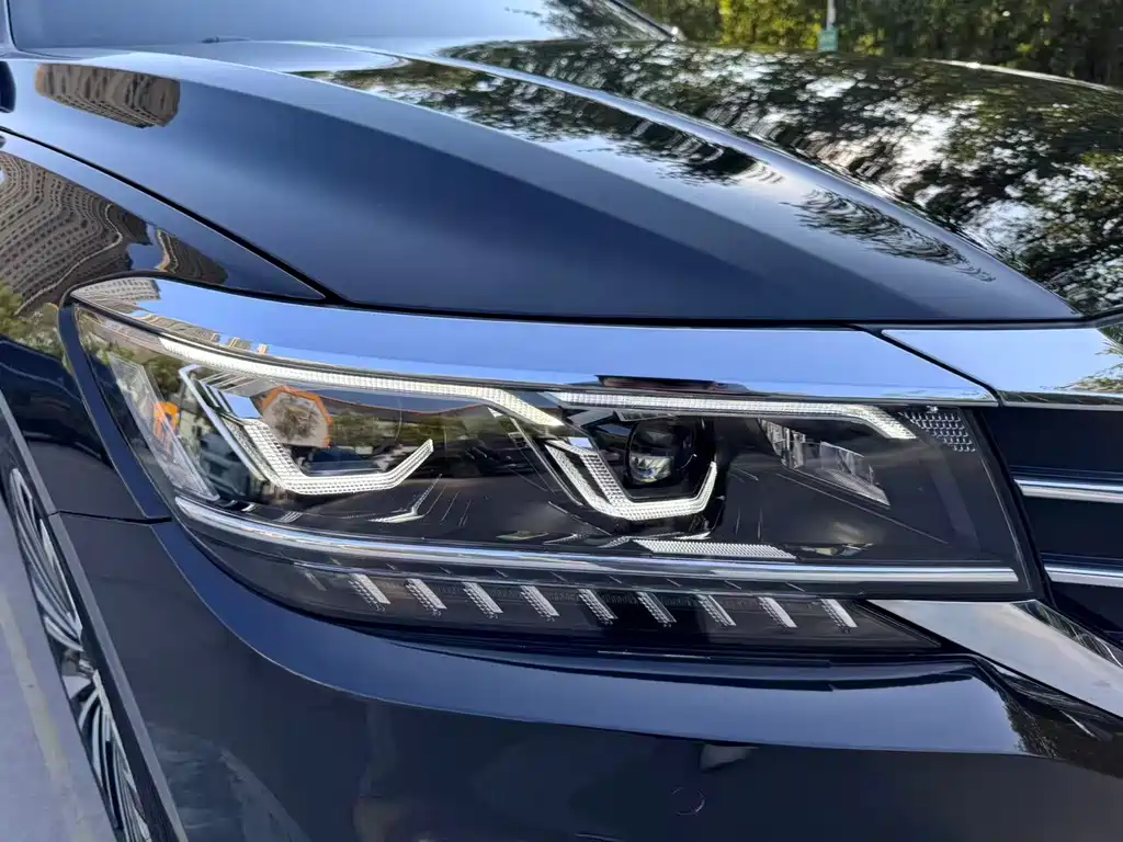 Volkswagen Passat — миниатюра 13