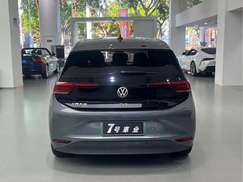 Volkswagen ID.3 — миниатюра 5