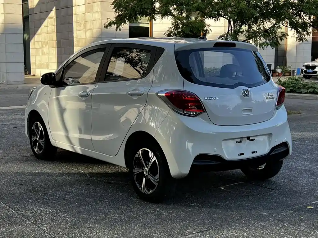 Changan Benben E-Star — миниатюра 15