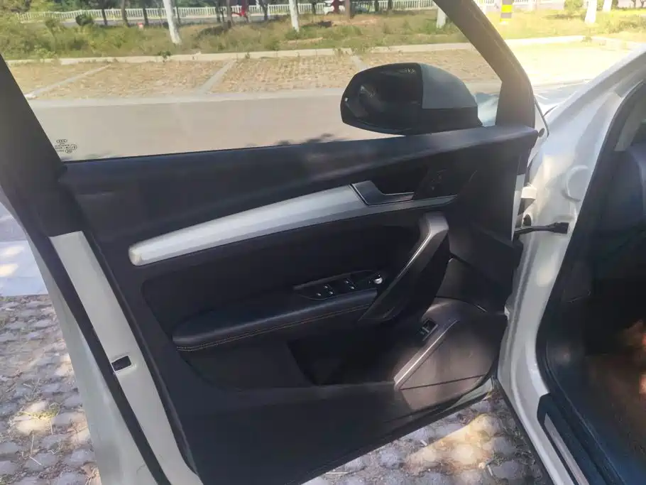 Audi Q5L — миниатюра 7