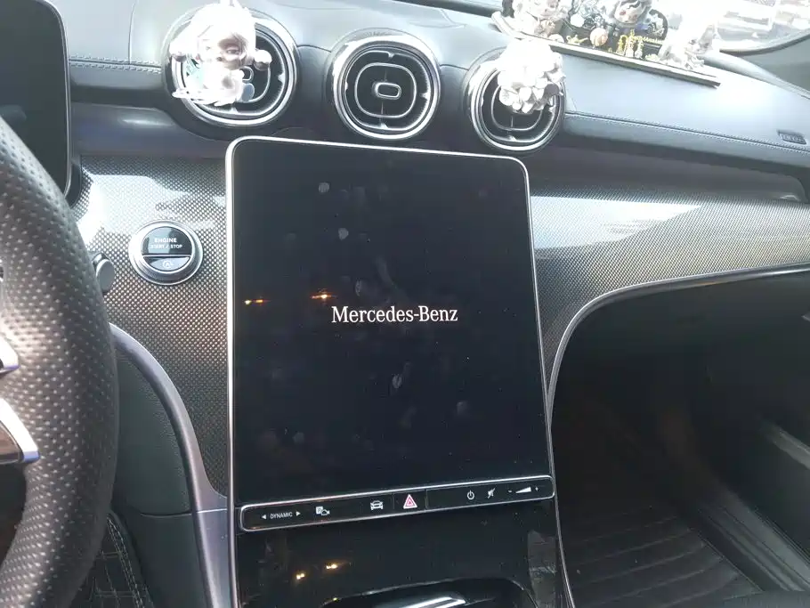Mercedes-Benz C-Class — миниатюра 13
