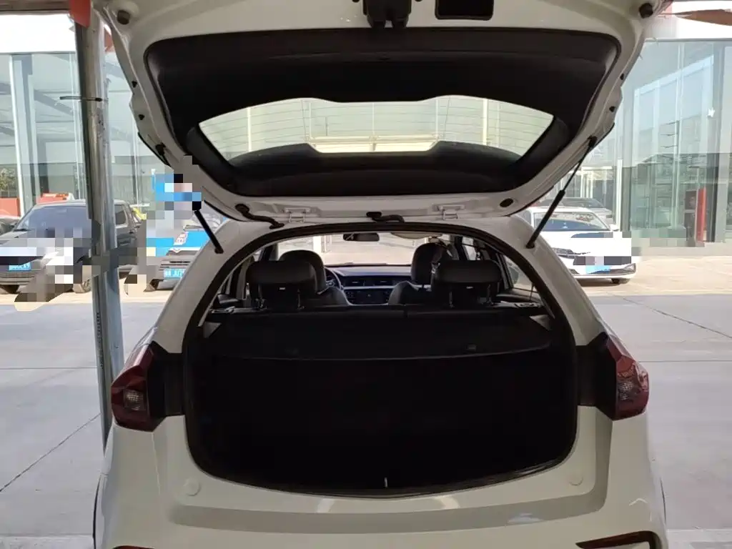 Geely Vision X3 — миниатюра 19