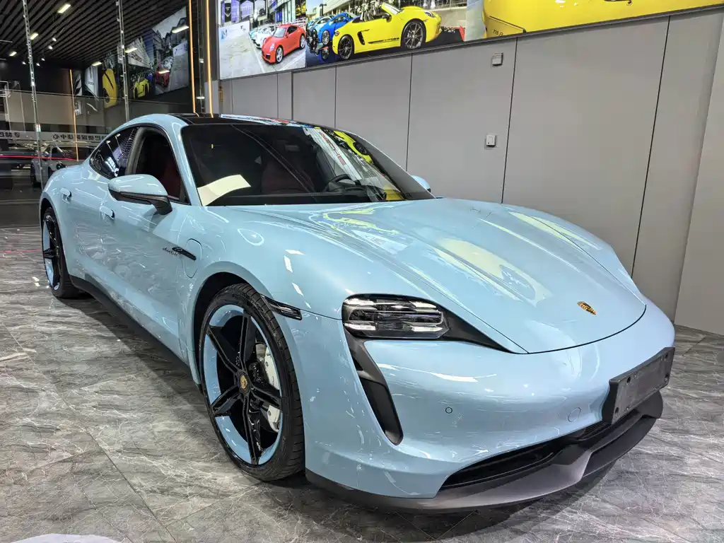Porsche Taycan — миниатюра 2