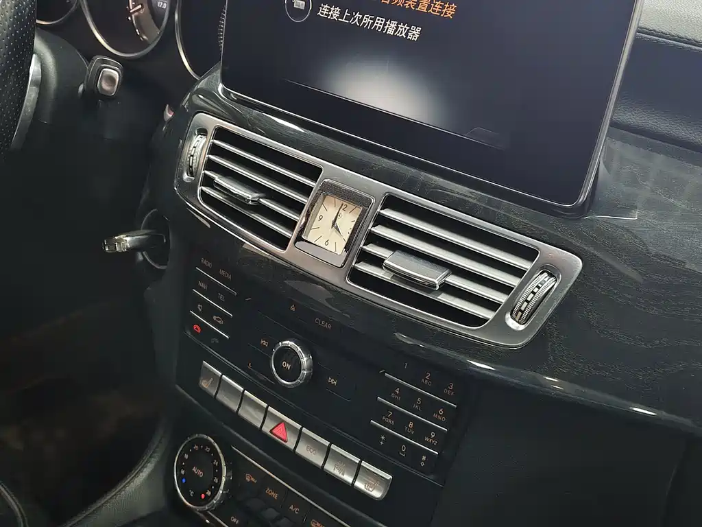 Mercedes-Benz CLS — миниатюра 14