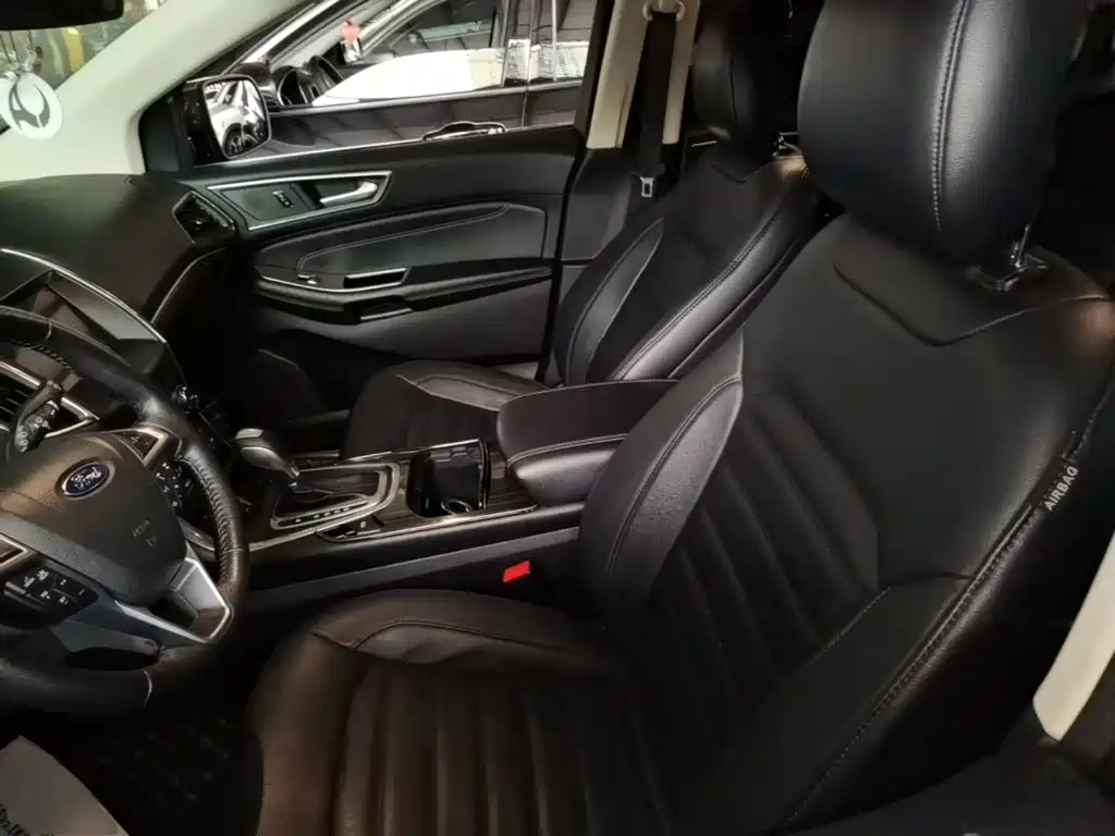 Ford Edge — миниатюра 15