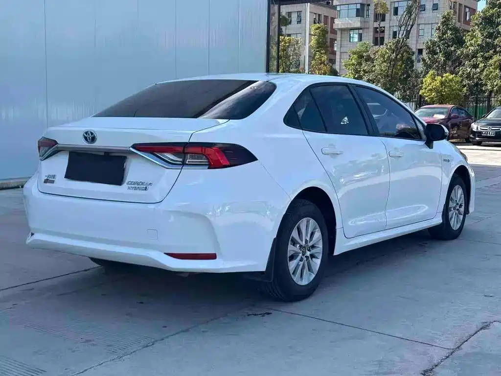 Toyota Corolla — миниатюра 9