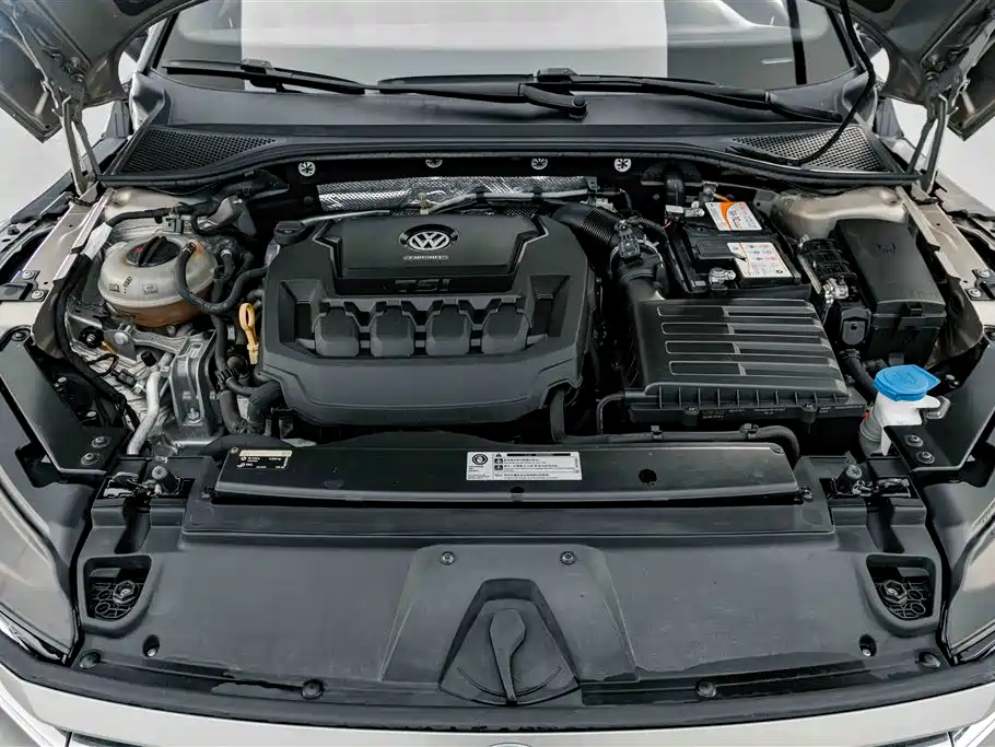 Volkswagen CC — миниатюра 23