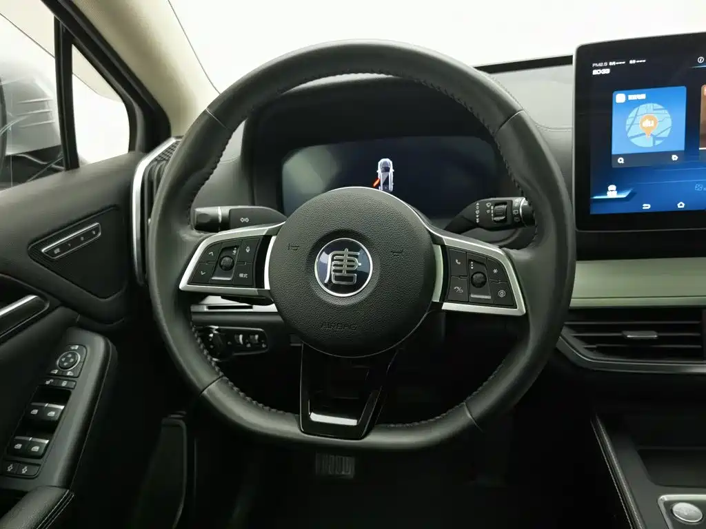 BYD Tang — миниатюра 11