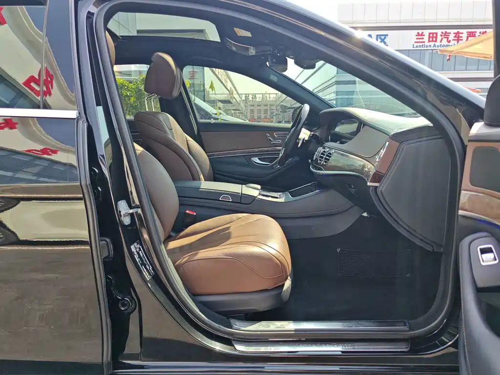 Mercedes-Benz S-Class — миниатюра 13