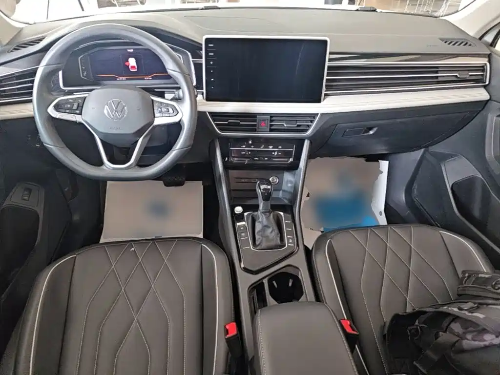 Volkswagen Tiguan L — миниатюра 10
