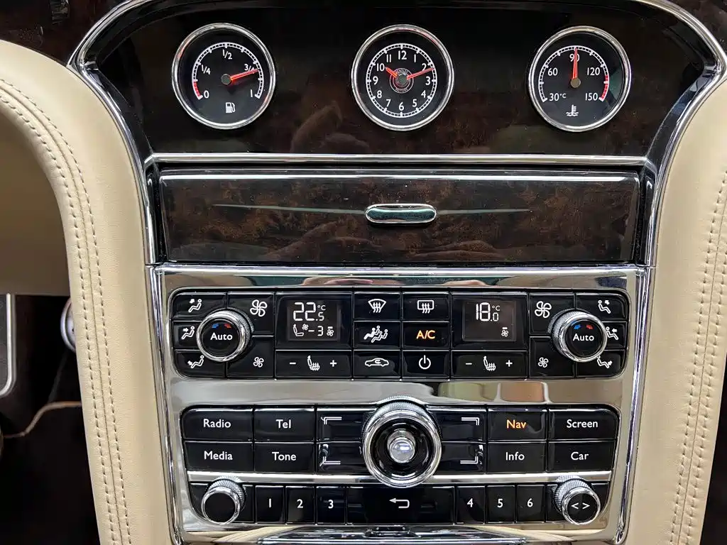Bentley Mulsanne — миниатюра 11
