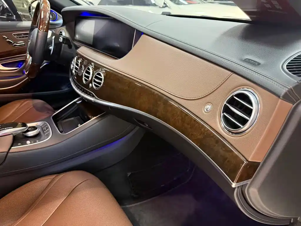 Mercedes-Benz S-Class — миниатюра 8