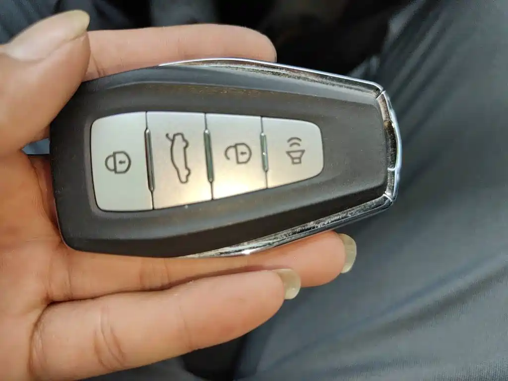 Geely Emgrand — миниатюра 9