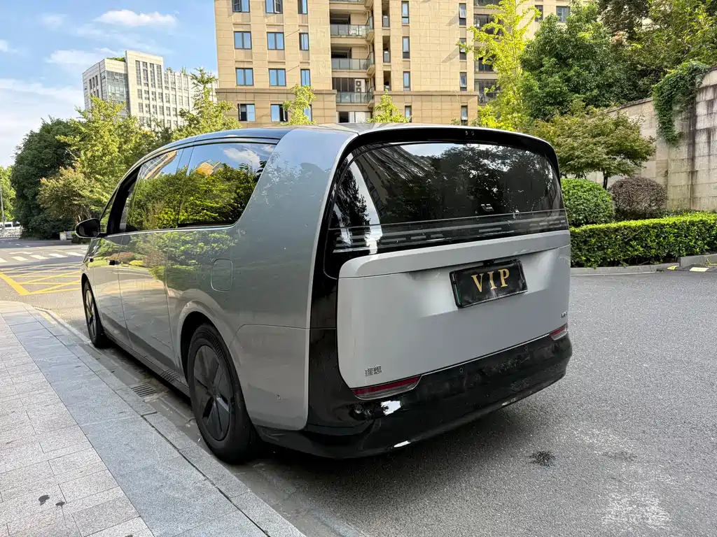 Li Auto Li MEGA — миниатюра 7