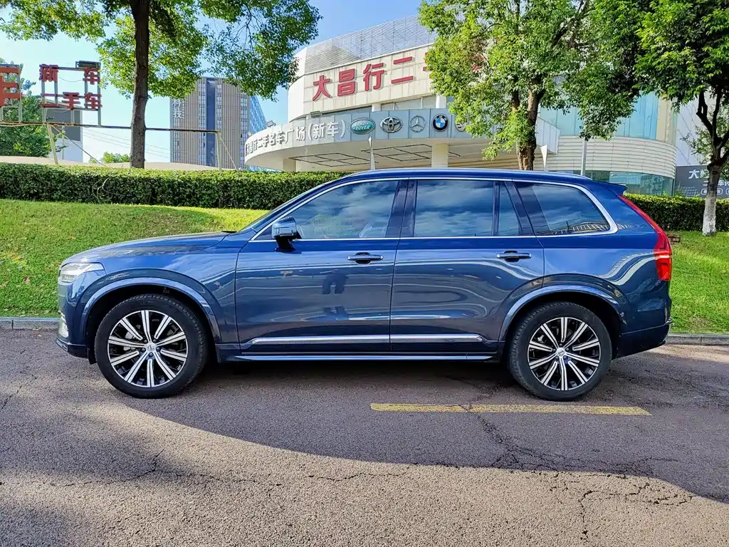 Volvo XC90 — миниатюра 3