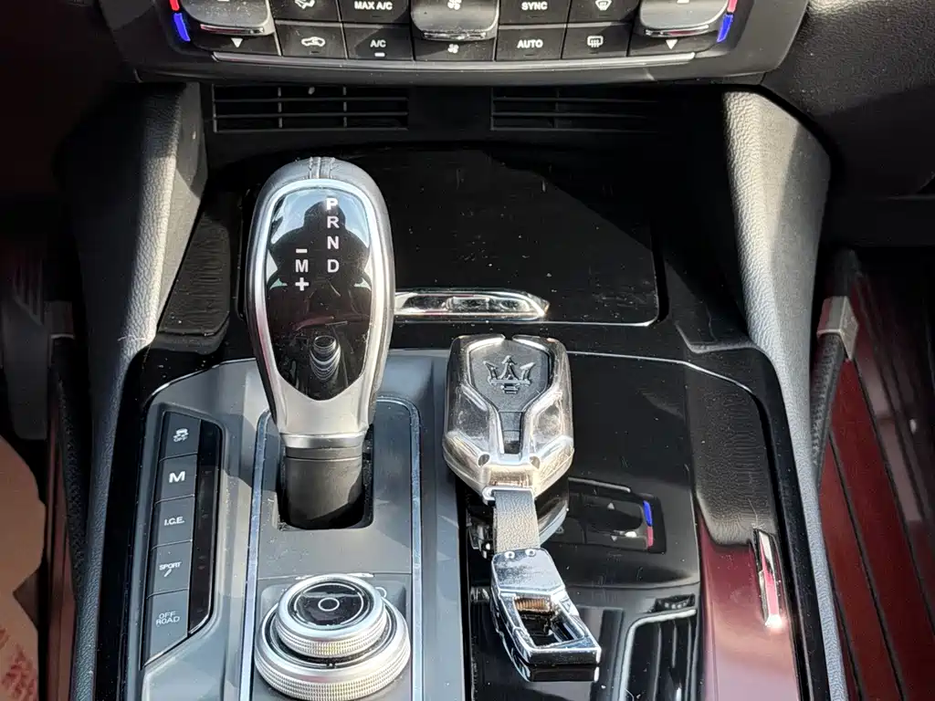 Maserati Levante — миниатюра 13