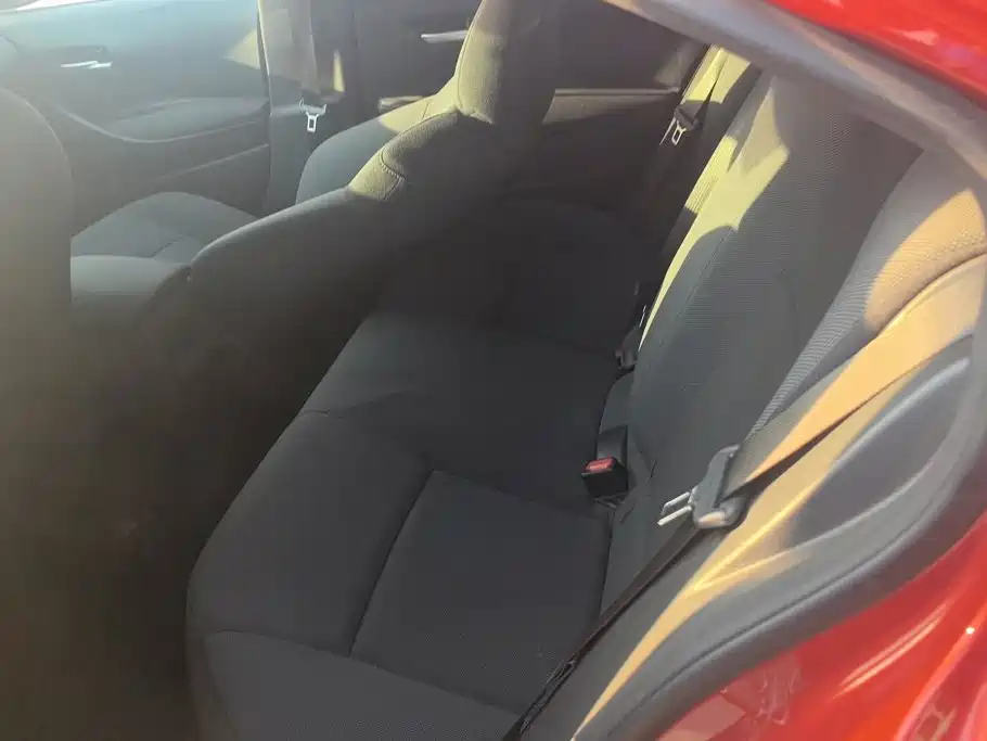 Toyota Corolla — миниатюра 11