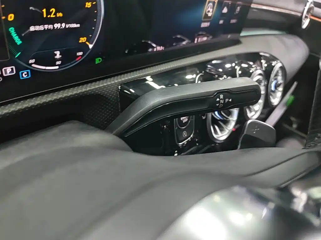 Mercedes-Benz A-Class — миниатюра 14