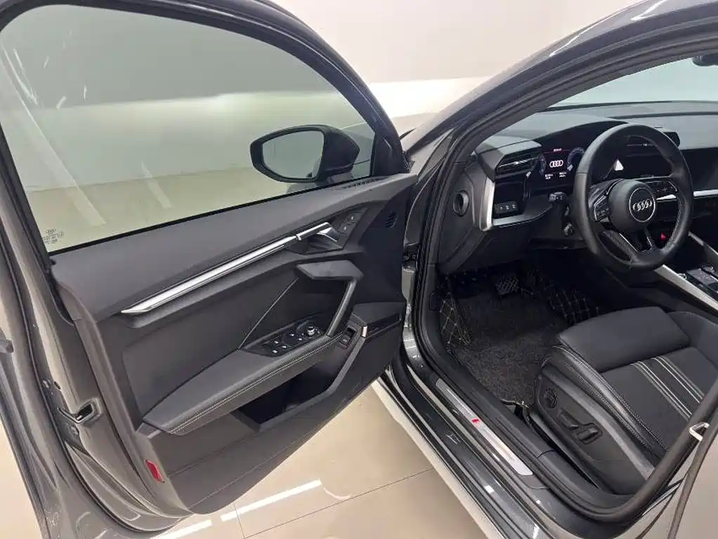 Audi A3 — миниатюра 9