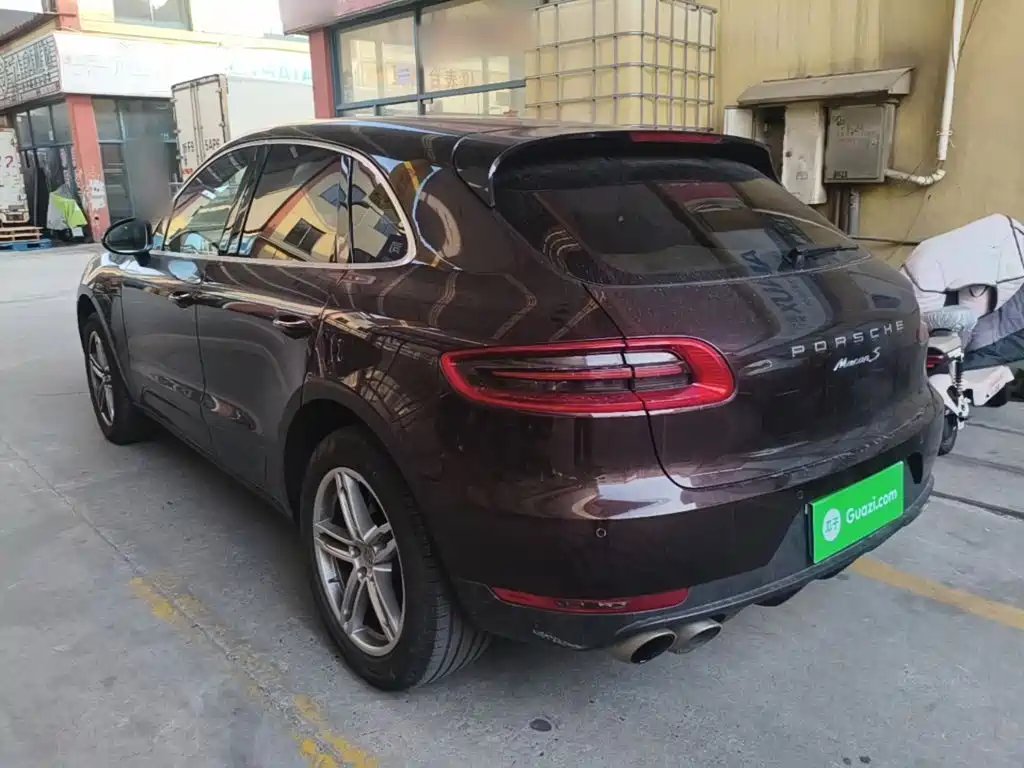 Porsche Macan — миниатюра 5