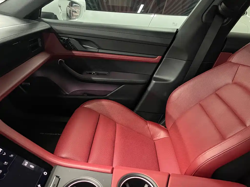 Porsche Taycan 2020 Taycan