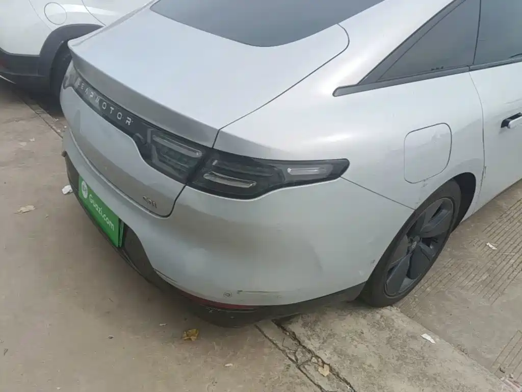 Leapmotor Leapmotor C01 — миниатюра 8