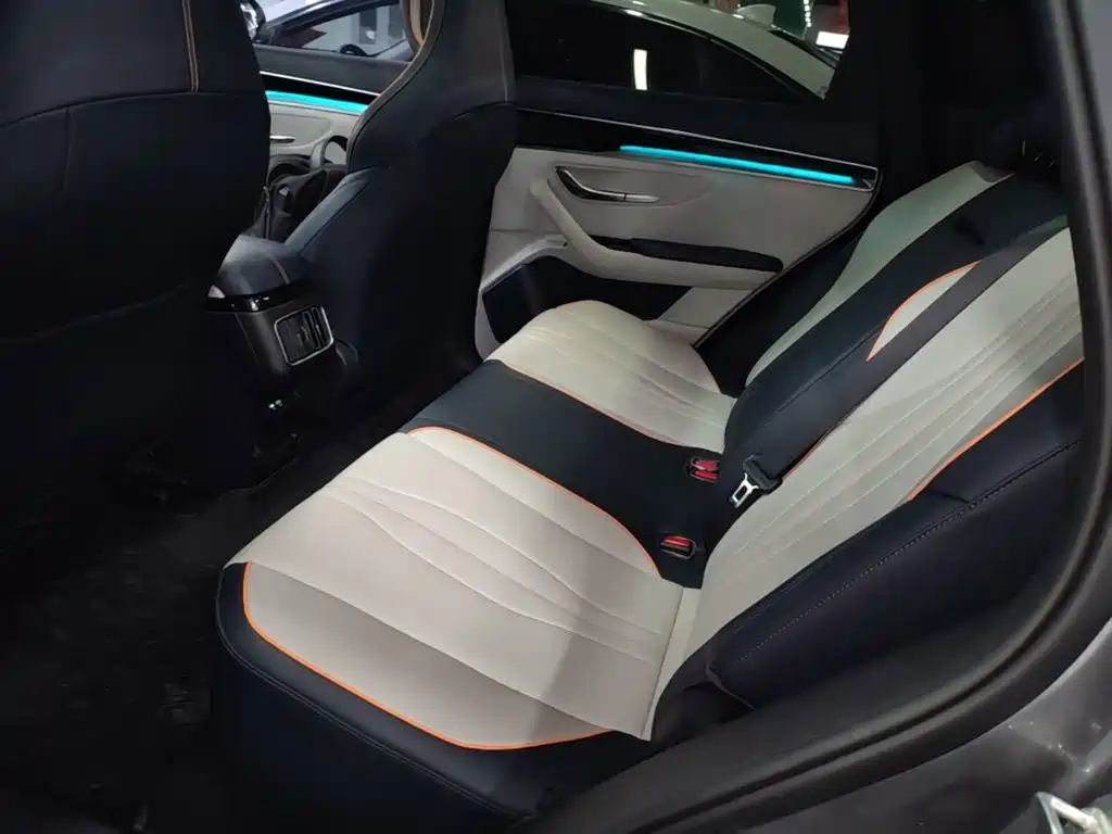 BYD PLUS New Energy — миниатюра 17