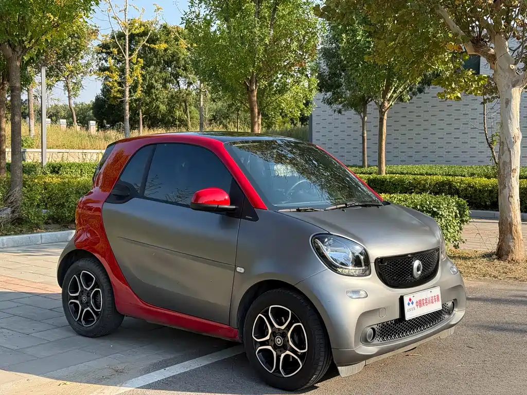 smart Smart Fortwo — миниатюра 3