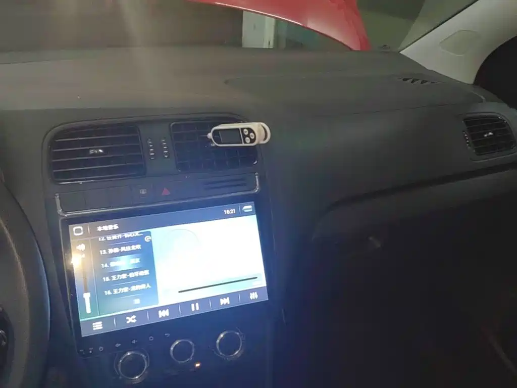 Volkswagen Polo — миниатюра 10