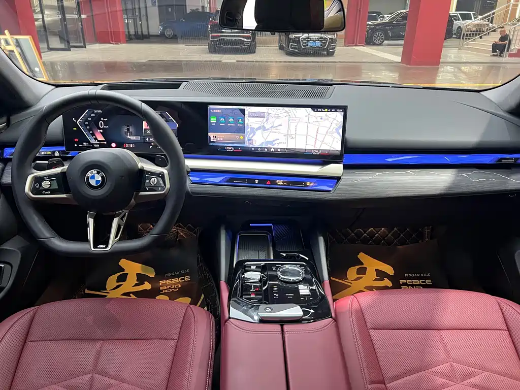 BMW 5 Series — миниатюра 9
