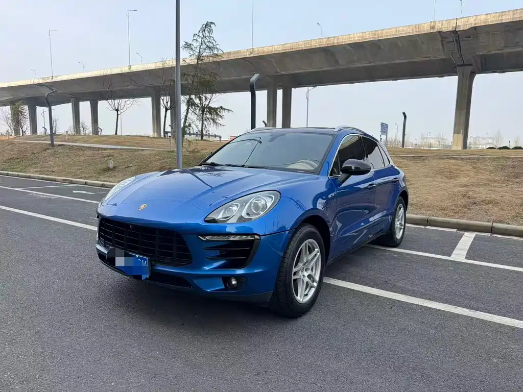 Porsche Macan 2015