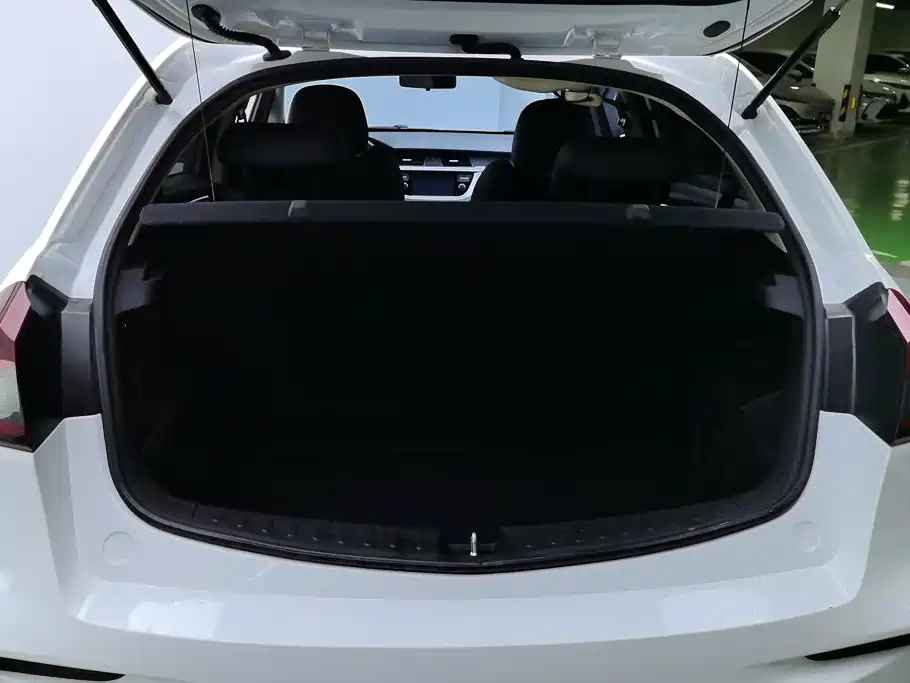 Geely Vision X3 — миниатюра 4