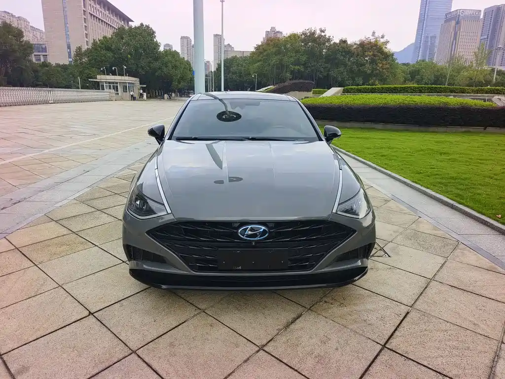 Hyundai Sonata — миниатюра 2