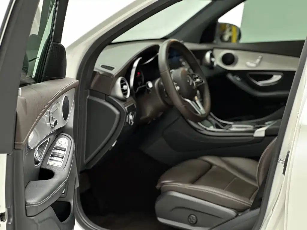 Mercedes-Benz GLC — миниатюра 13