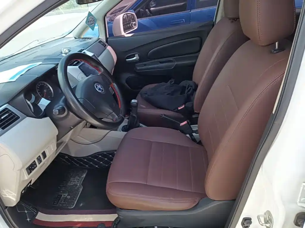 Venucia R50 — миниатюра 15